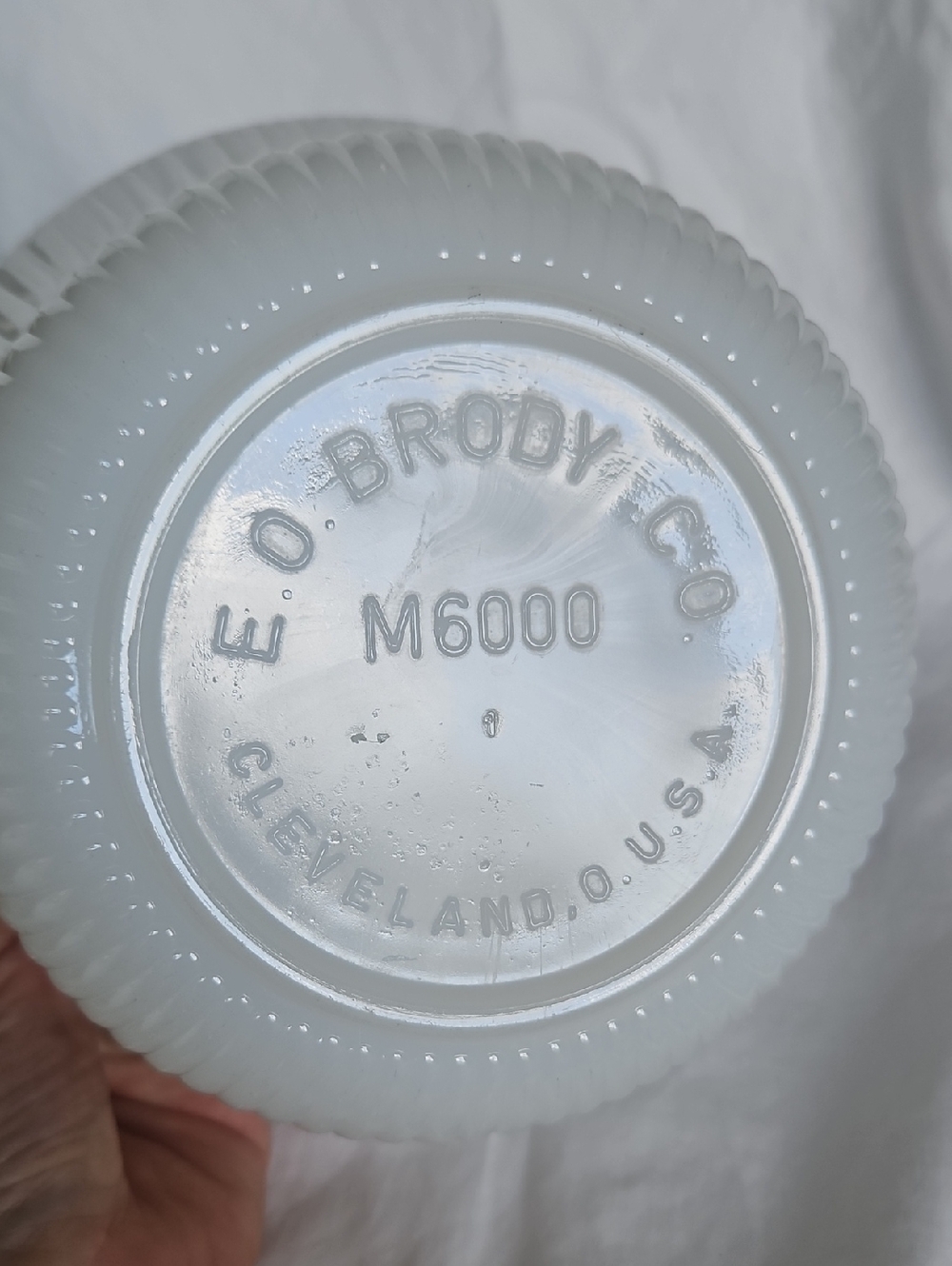 Boden Milk Glass Ribbed Serving Bowl - Picture 3 of 4